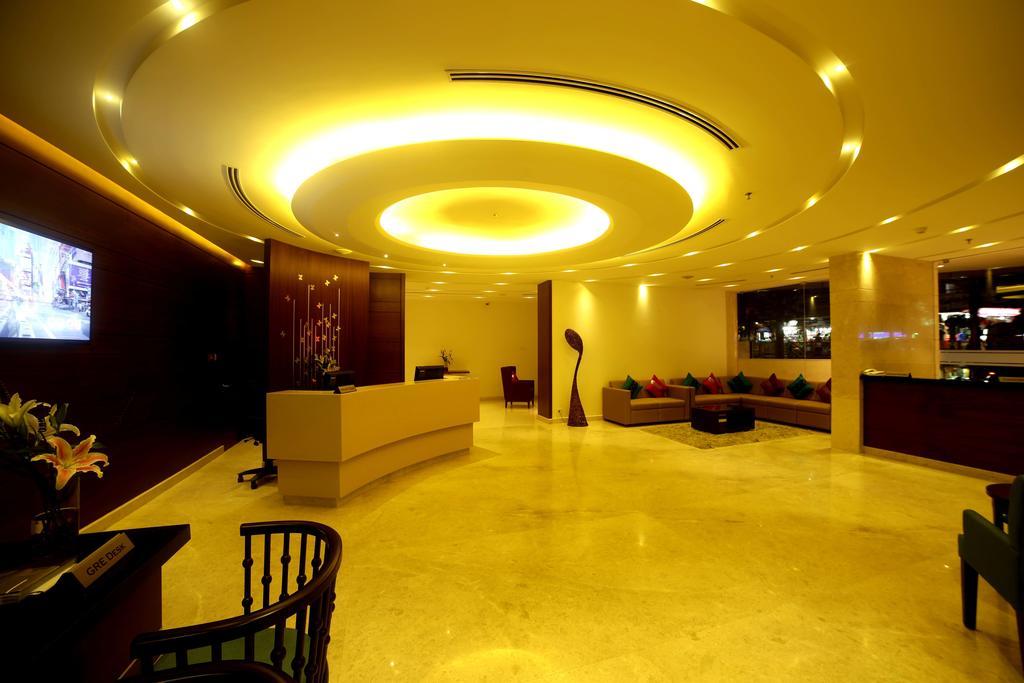 Olive Downtown Hotel Kochi Bagian luar foto