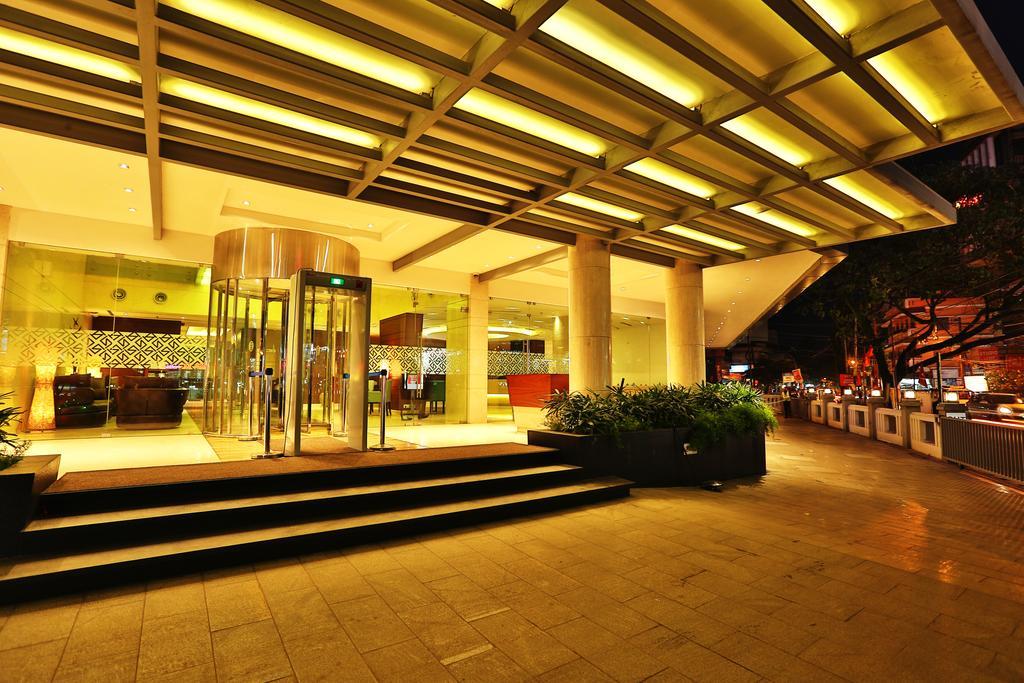 Olive Downtown Hotel Kochi Bagian luar foto