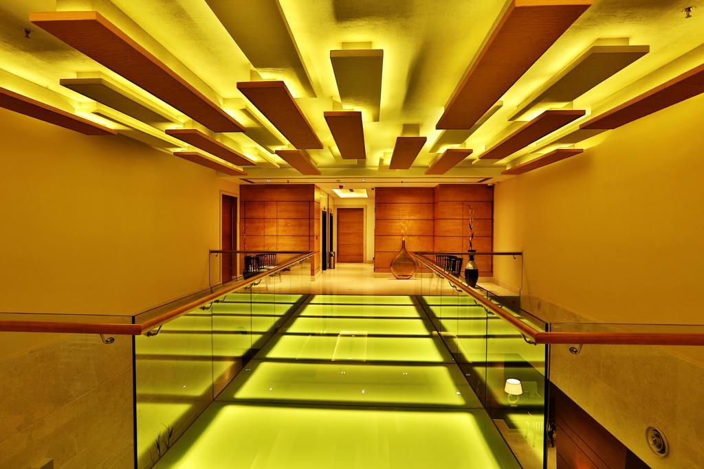 Olive Downtown Hotel Kochi Bagian luar foto