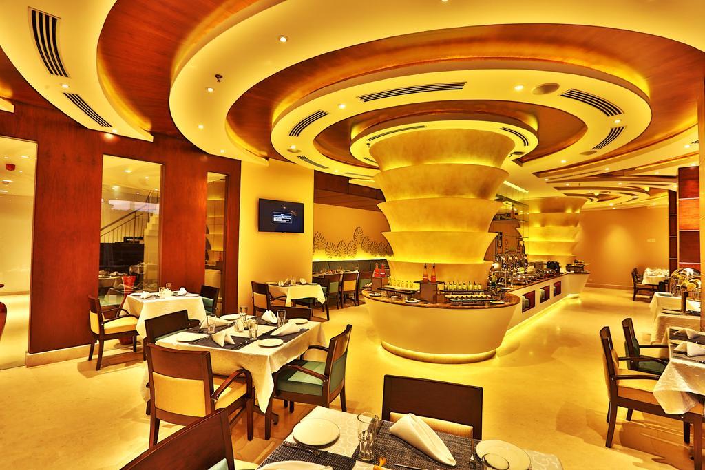 Olive Downtown Hotel Kochi Bagian luar foto